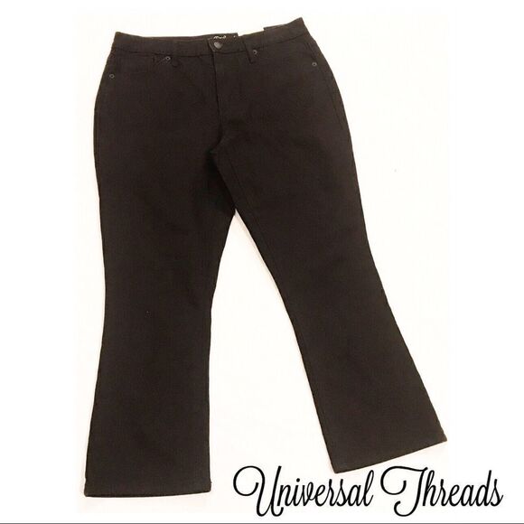 NWT Universal Threads High Rise Kick Boot Crop - Picture 1 of 6